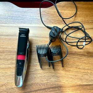 Philips Norelco Multigroom 3000 multipurpose trimmer